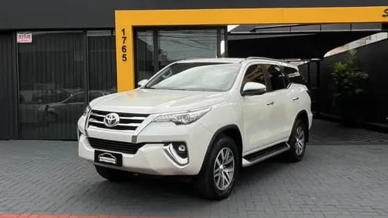 Carro 2.8 SRX 4X4 7 LUGARES 16V TURBO INTERCOOLER DIESEL 4P AUTOMÁTICO