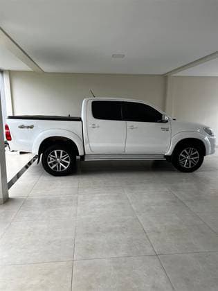 Carro 2.7 SRV 4X4 CD 16V FLEX 4P AUTOMÁTICO