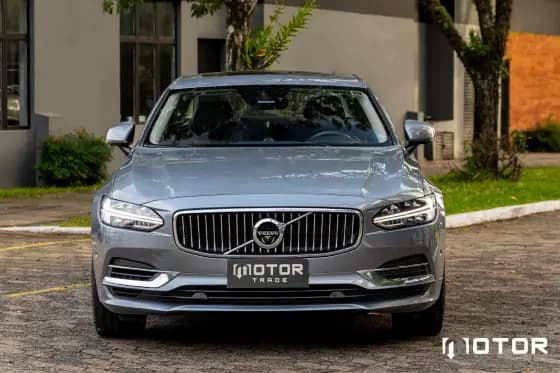 Carro 2.0 T8 HYBRID INSCRIPTION AWD GEARTRONIC