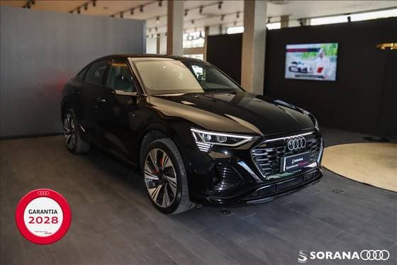 Carro 55 ELÉTRICO SPORTBACK PERFORMANCE BLACK QUATTRO