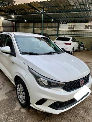 Carro 1.0 FIREFLY FLEX DRIVE MANUAL