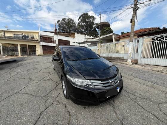 Carro 1.5 LX 16V FLEX 4P AUTOMÁTICO