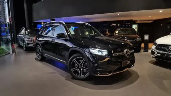 Carro 2.0 MHEV AMG LINE 4MATIC 8G-DCT