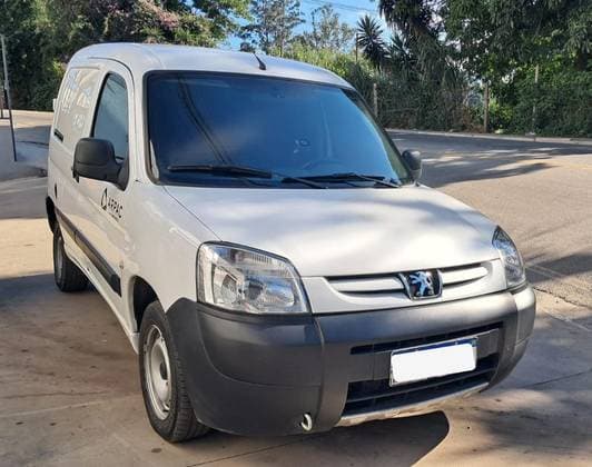 Carro 1.6 FURGÃO 800KG 16V FLEX 3P MANUAL