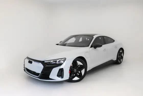 Carro ELÉTRICO QUATTRO