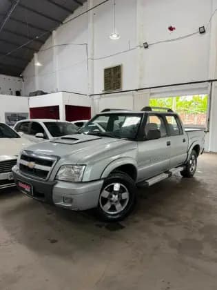 Carro 2.4 MPFI EXECUTIVE 4X2 CD 8V FLEX 4P MANUAL