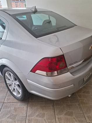 Carro 2.0 MPFI ELEGANCE 8V FLEX 4P AUTOMÁTICO