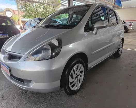 Carro 1.4 LX 8V GASOLINA 4P MANUAL