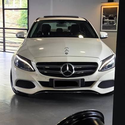 Carro 2.0 CGI GASOLINA AVANTGARDE 9G-TRONIC