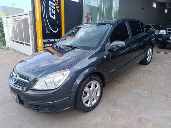Carro 2.0 MPFI ELEGANCE 8V FLEX 4P MANUAL