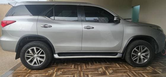Carro 2.8 SRX 4X4 16V TURBO INTERCOOLER DIESEL 4P AUTOMÁTICO