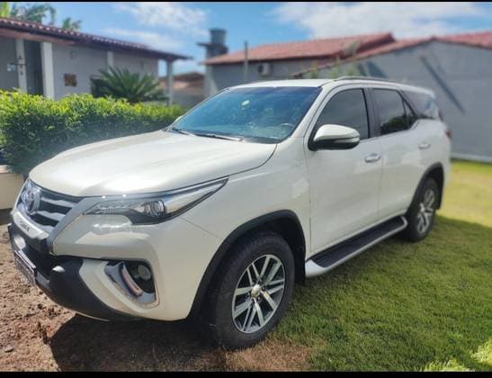 Carro 2.8 SRX 4X4 7 LUGARES 16V TURBO INTERCOOLER DIESEL 4P AUTOMÁTICO