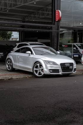 Carro 2.0 TFSI COUPÉ 16V GASOLINA 2P S-TRONIC