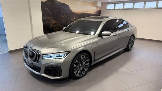 Carro 3.0 TWINPOWER HÍBRIDO M SPORT AUTOMÁTICO