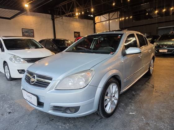 Carro 2.4 MPFI ELITE 16V FLEX 4P AUTOMÁTICO