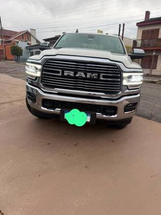 Carro 6.7 I6 TURBO DIESEL LARAMIE CD 4X4 AUTOMÁTICO