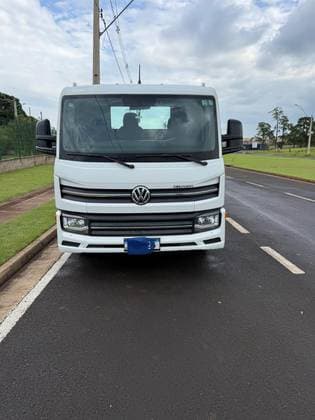 Carro 2.8 TURBO DIESEL CHASSI 4X2 MANUAL
