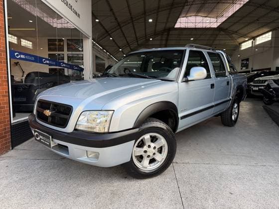 Carro 2.4 MPFI ADVANTAGE 4X2 CD 8V GASOLINA 4P MANUAL