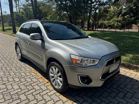 Carro 2.0 4X4 AWD 16V GASOLINA 4P AUTOMÁTICO