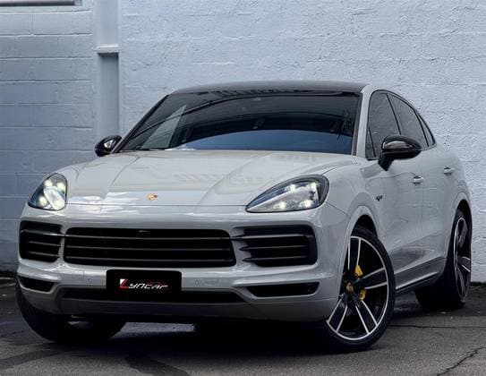 Carro 3.0 V6 E-HYBRID COUPÉ PLATINUM EDITION AWD TIPTRONIC S