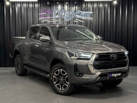 Carro 2.8 D-4D TURBO DIESEL CD SRX 4X4 AUTOMÁTICO