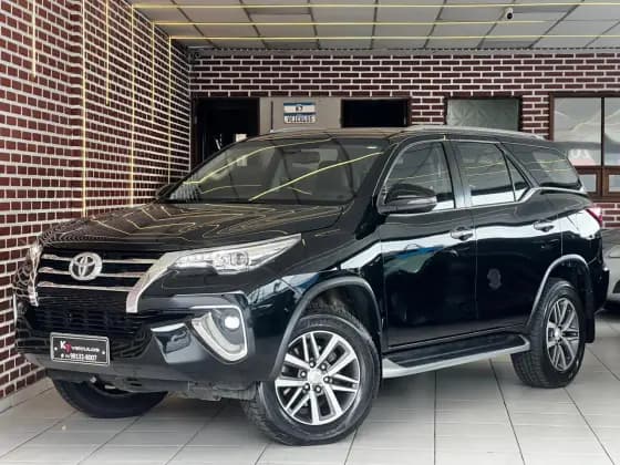 Carro 2.8 SRX 4X4 7 LUGARES 16V TURBO INTERCOOLER DIESEL 4P AUTOMÁTICO