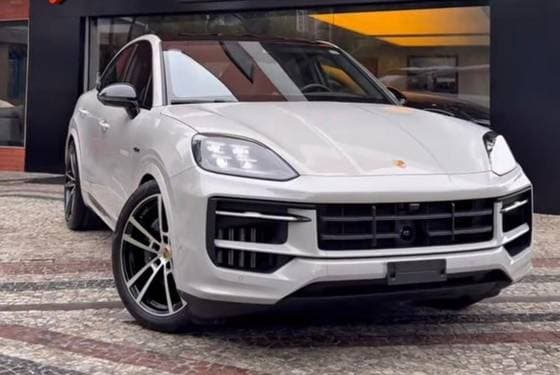Carro 3.0 V6 E-HYBRID BLACK EDITION COUPÉ AWD TIPTRONIC S