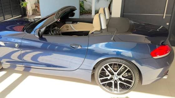 Carro 2.5 I6 GASOLINA SDRIVE23I AUTOMÁTICO