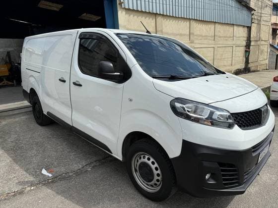 Carro 1.5 BLUEHDI DIESEL CARGO MANUAL