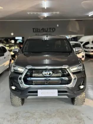 Carro 2.8 D-4D TURBO DIESEL CD SRX 4X4 AUTOMÁTICO