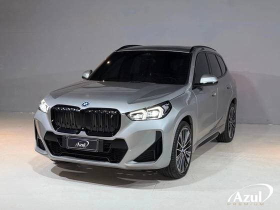 Carro ELÉTRICO XDRIVE30 M SPORT