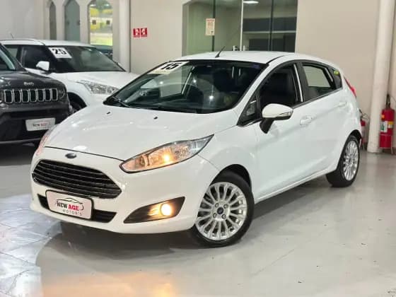 Carro 1.6 TITANIUM HATCH 16V FLEX 4P POWERSHIFT