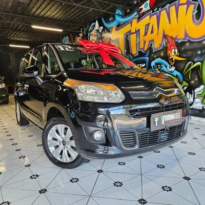 Carro 1.6 FLEX GLX MANUAL