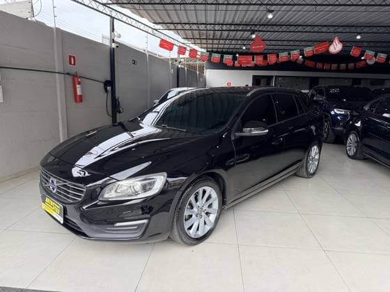 Carro 2.0 T5 KINETIC TURBO GASOLINA 4P AUTOMÁTICO