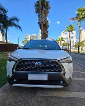 Carro 1.8 VVT-I HYBRID FLEX XRX CVT