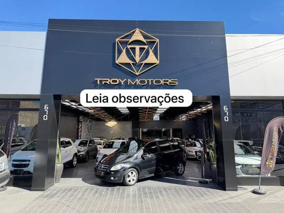 Carro 1.7 8V GASOLINA 4P AUTOMÁTICO