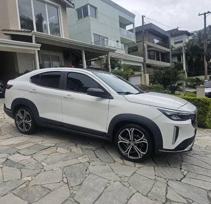 Carro 1.0 TURBO 200 FLEX IMPETUS CVT