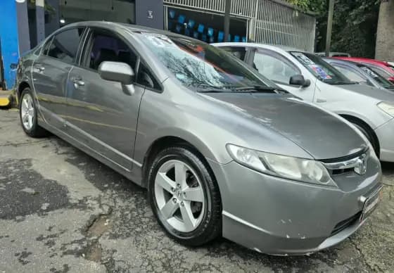 Carro 1.8 LXS 16V GASOLINA 4P AUTOMÁTICO