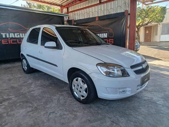 Carro 1.0 MPFI LT 8V FLEX 4P MANUAL