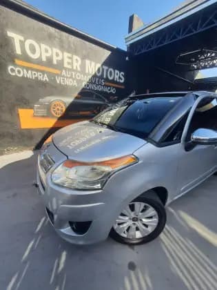 Carro 1.6 FLEX EXCLUSIVE MANUAL
