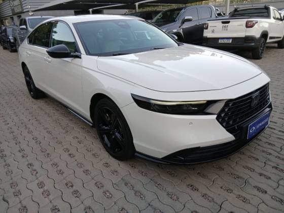 Carro 2.0 e:HEV TOURING E-CVT
