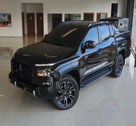 Carro 2.4 BITURBO DIESEL CD KATANA 4X4 AUTOMÁTICO