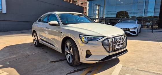 Carro ELÉTRICO SPORTBACK PERFORMANCE QUATTRO