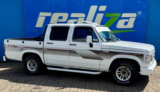 Carro 4.0 CUSTOM 4X2 CD 8V TURBO DIESEL 4P MANUAL