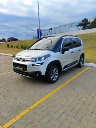 Carro 1.6 FEEL 16V FLEX 4P AUTOMÁTICO