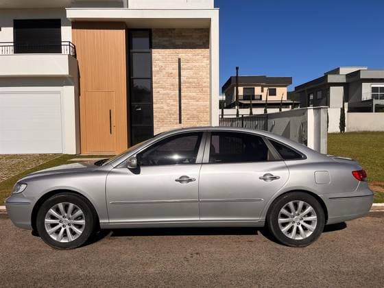 Carro 3.3 MPFI GLS SEDAN V6 24V GASOLINA 4P AUTOMÁTICO