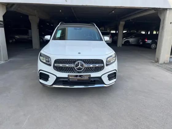 Carro 2.0 MHEV AMG LINE 4MATIC 8G-DCT