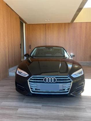 Carro 2.0 TFSI GASOLINA SPORTBACK PRESTIGE PLUS S TRONIC