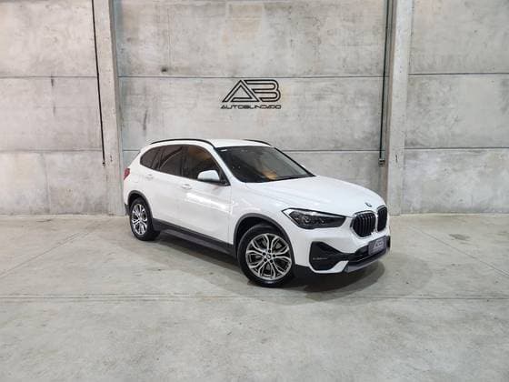 Carro 2.0 16V TURBO ACTIVEFLEX SDRIVE20I X-LINE 4P AUTOMÁTICO