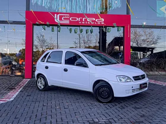 Carro 1.8 MPFI 8V GASOLINA 4P MANUAL